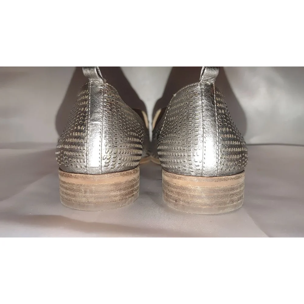 Vince Camuto Kade Metallic Silver Loafer Size 8M